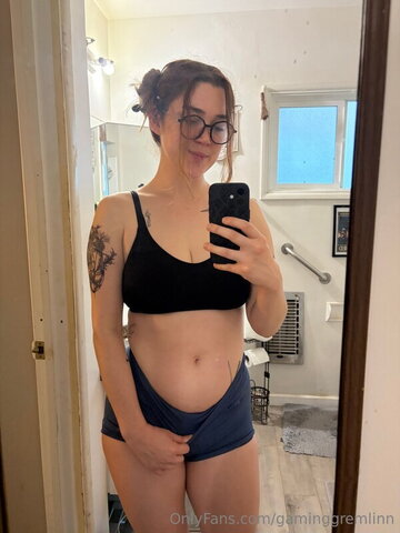 Gaminggremlinn nude photo 8