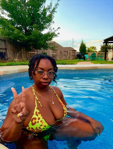 gawdeater nude photo 25
