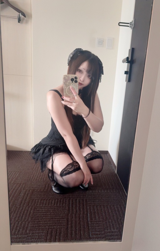 gc_distance nude photo 13