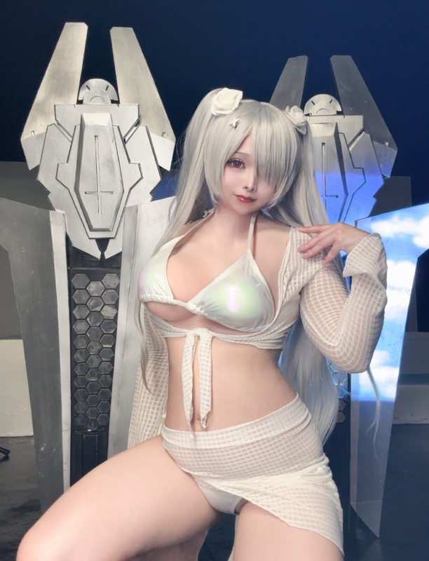 gc_distance nude photo 20
