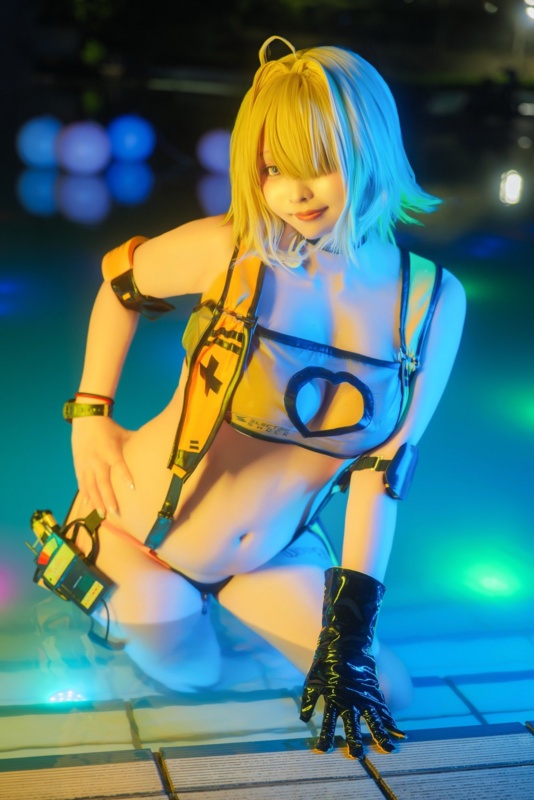 gc_distance nude photo 24