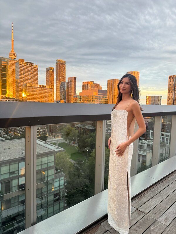 Gemma Chan nude photo 1