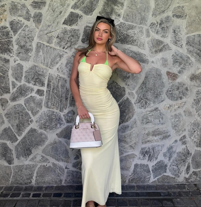 Georgia Barker GC nude photo 4