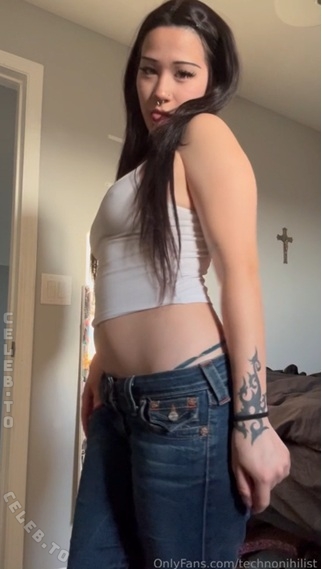 Georgia Minami nude photo 2