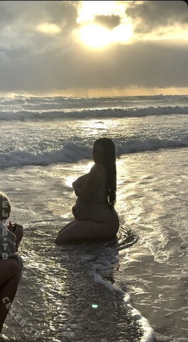 georgia_c nude photo 4