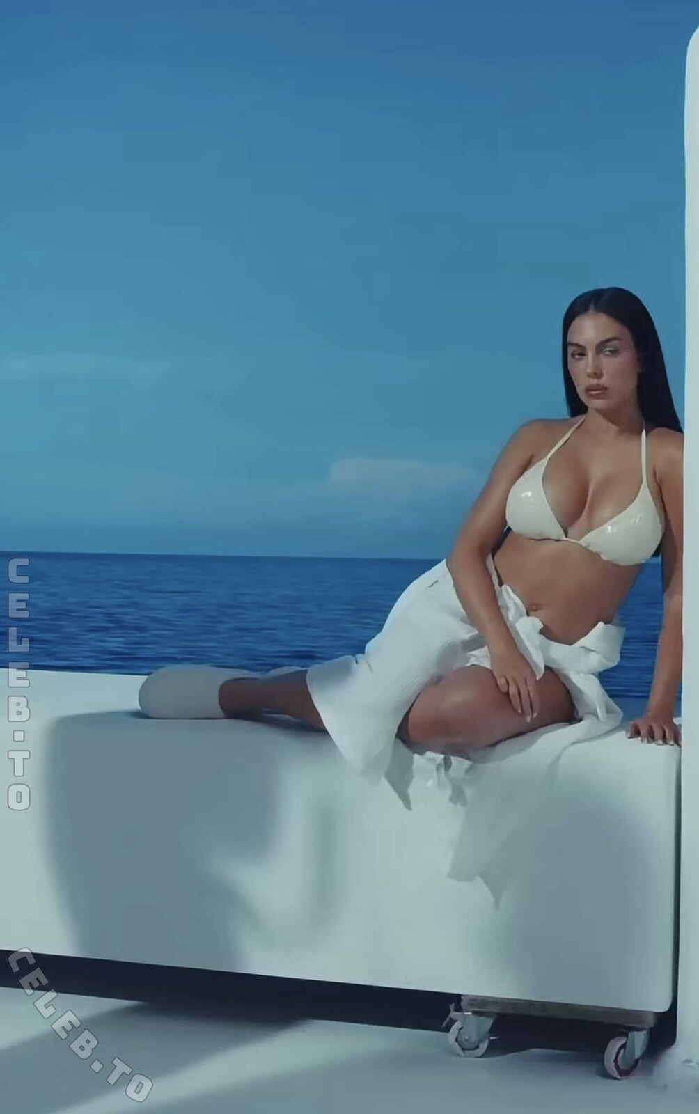 Georgina Rodriguez Hernández nude photo 7