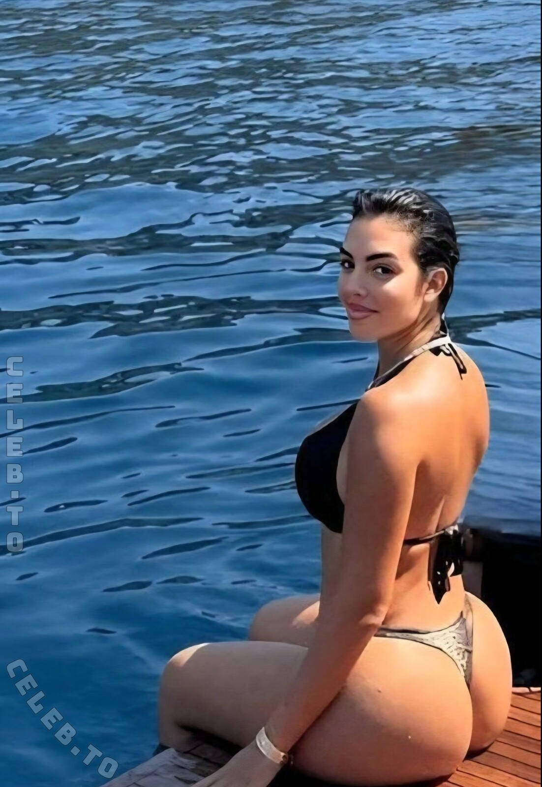 Georgina Rodriguez Hernández nude photo 6