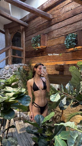 Gerid Rux nude photo 14