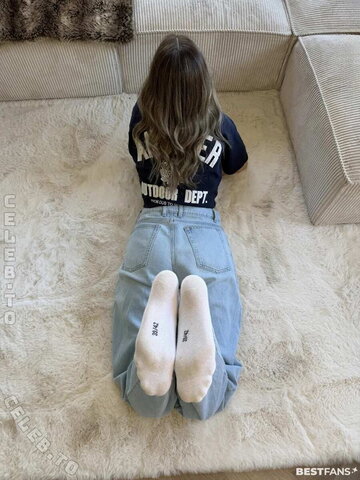 germangirlnextdoor95 nude photo 1