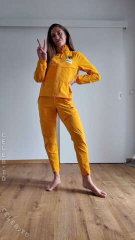 Gesa Krause nude photo 11