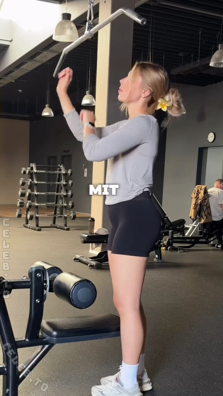 Getfitbyleo nude photo 5