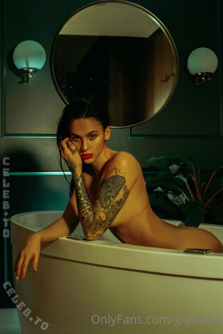 Gia Baker nude photo 4
