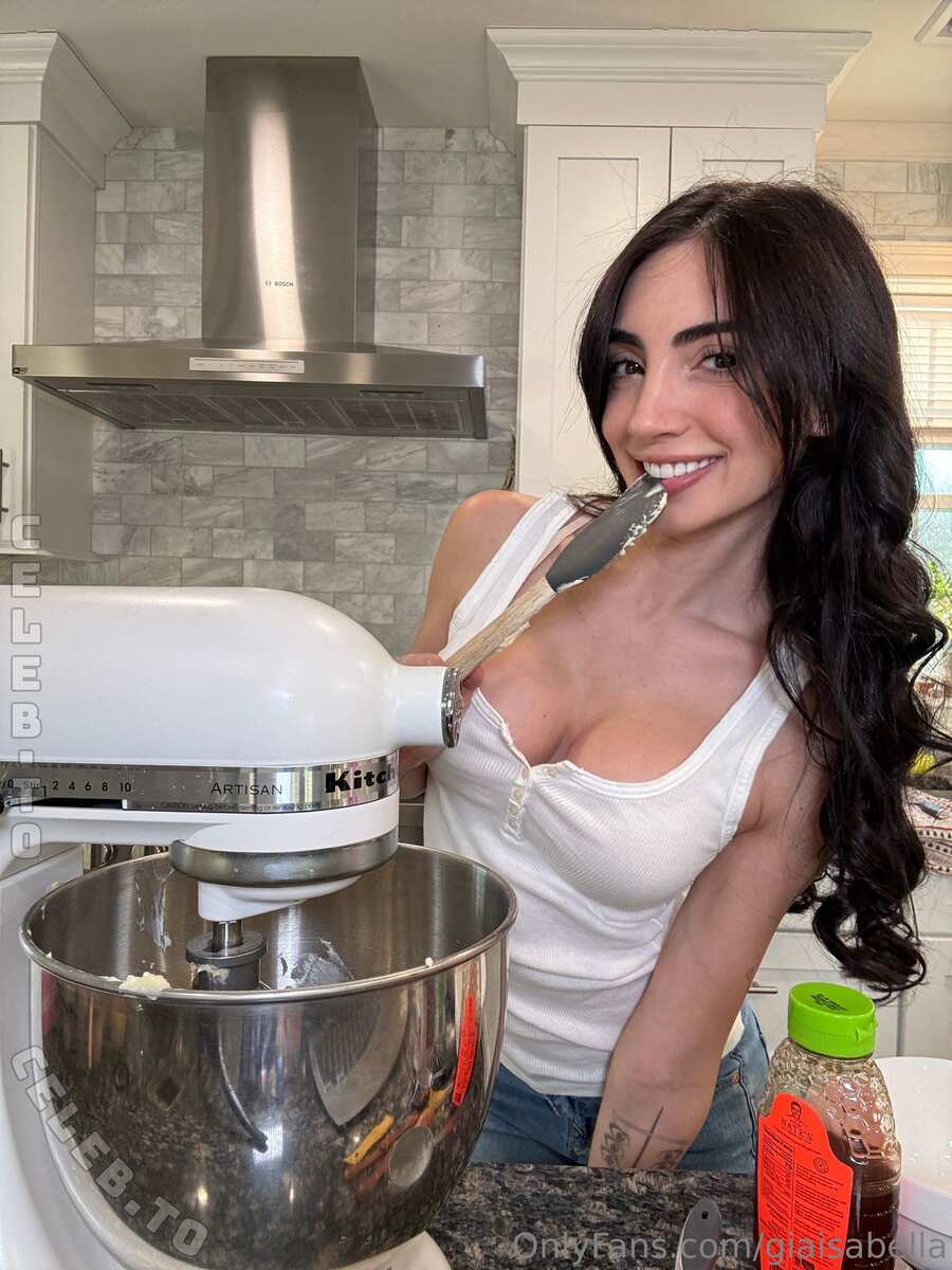 Gia Isabella nude photo 14