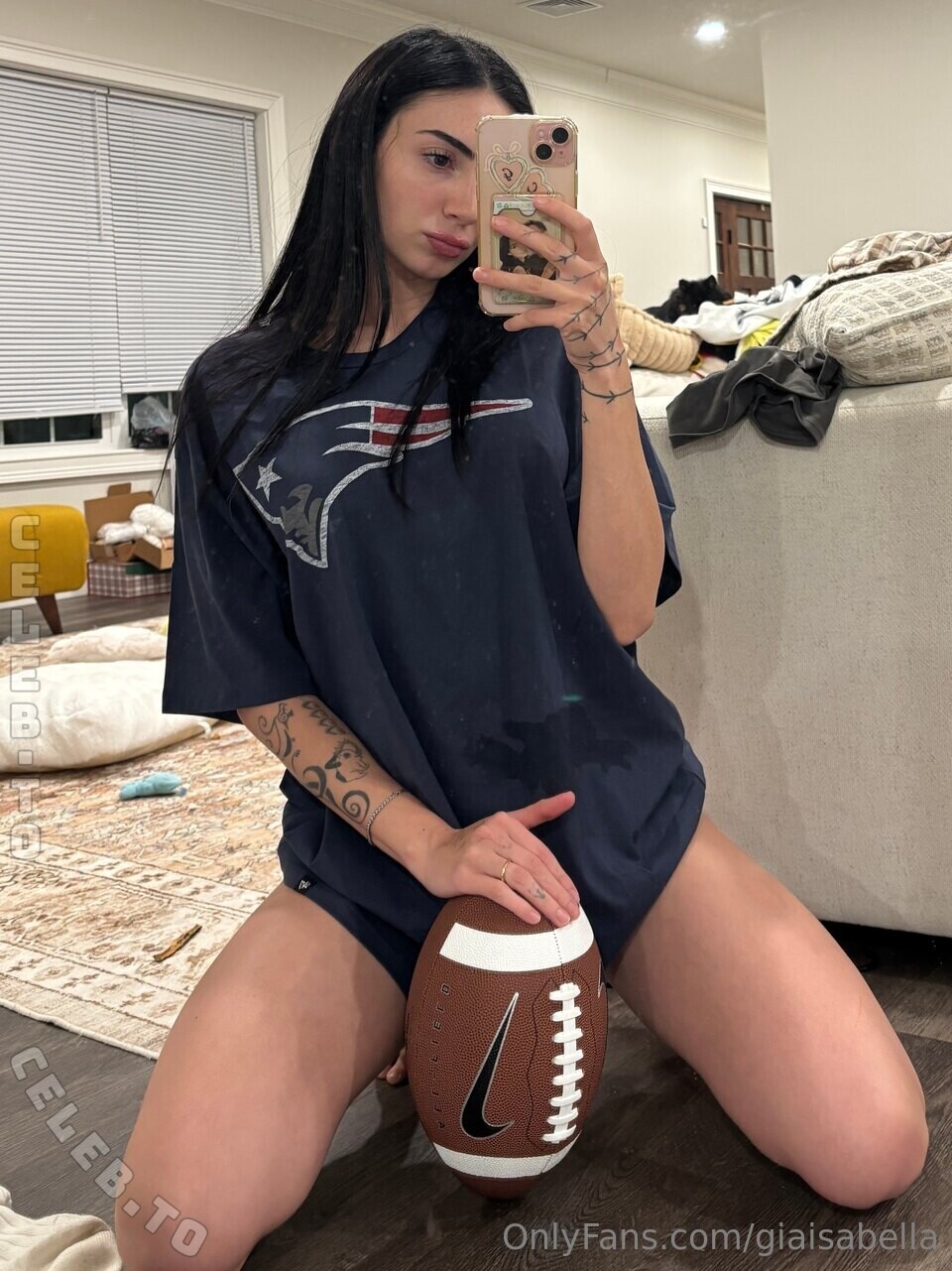 Gia Isabella nude photo 9