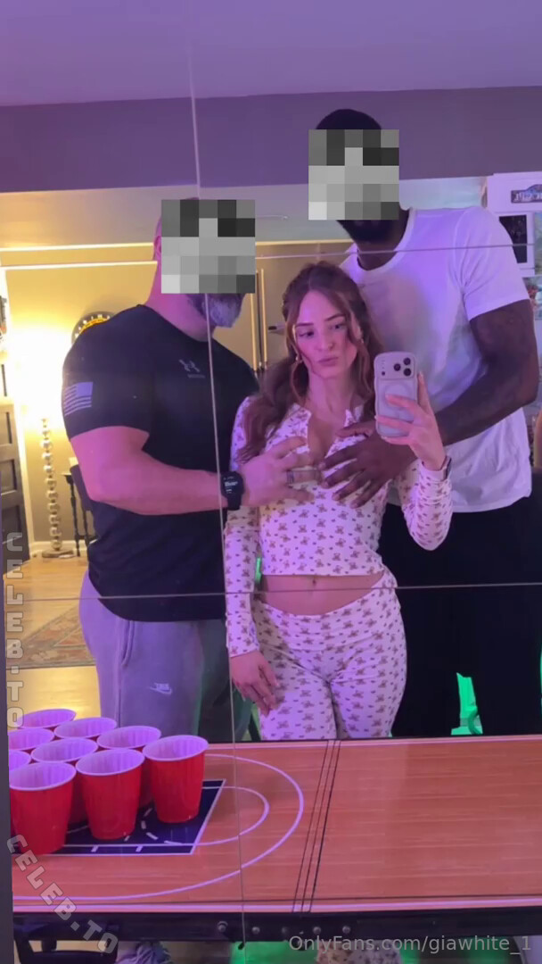GiaWhite nude photo 4
