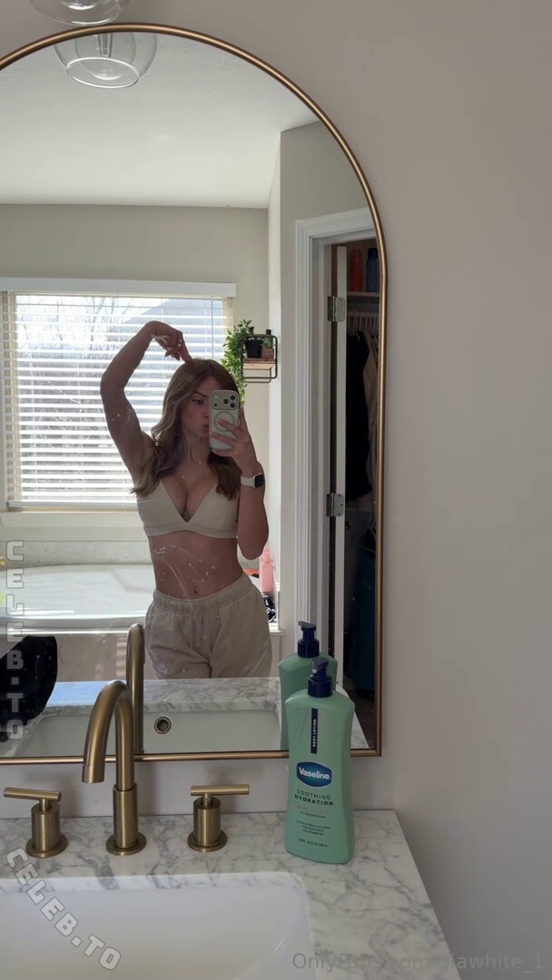 GiaWhite nude photo 5