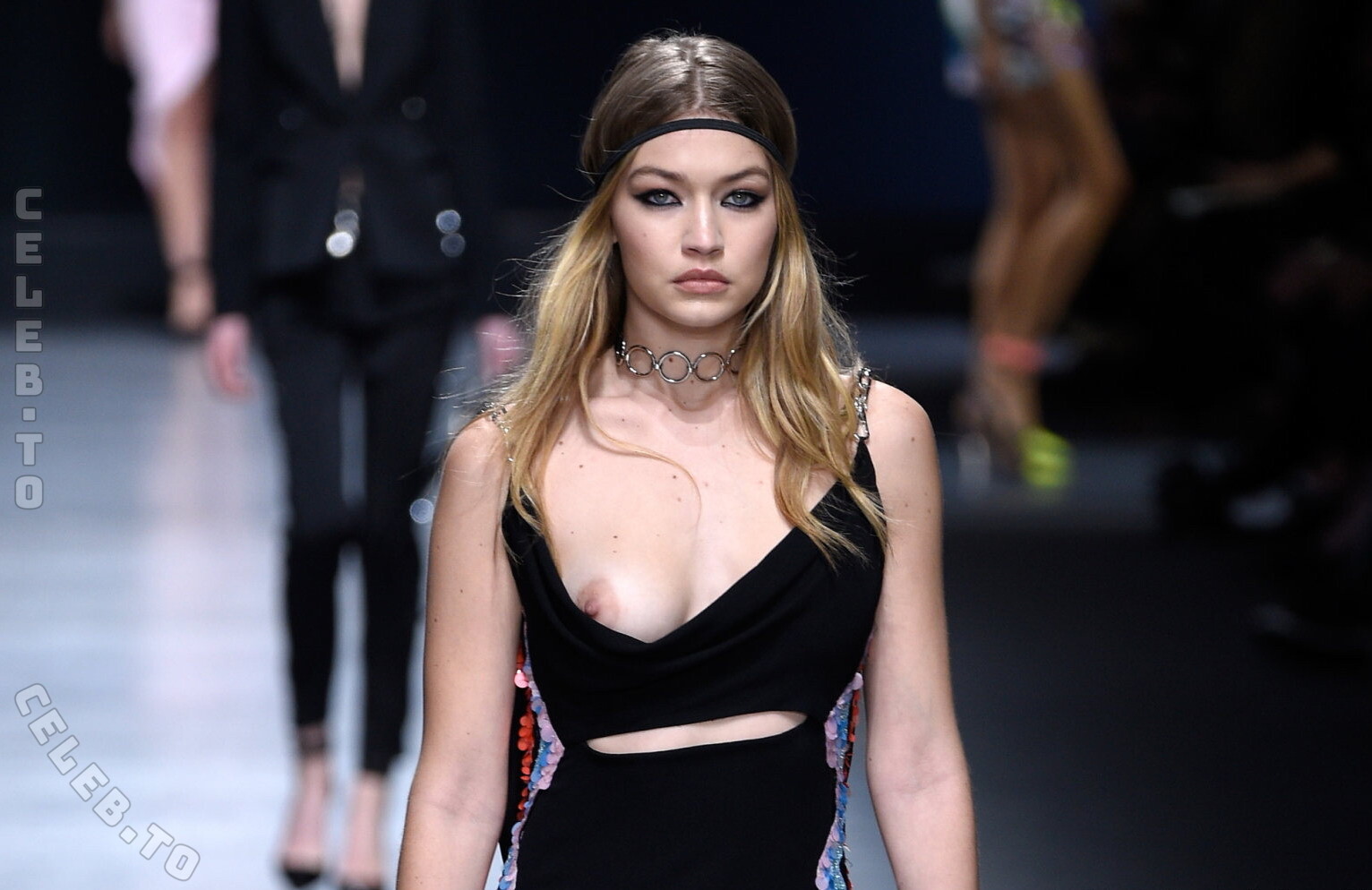 Gigi Hadid nude photo 1