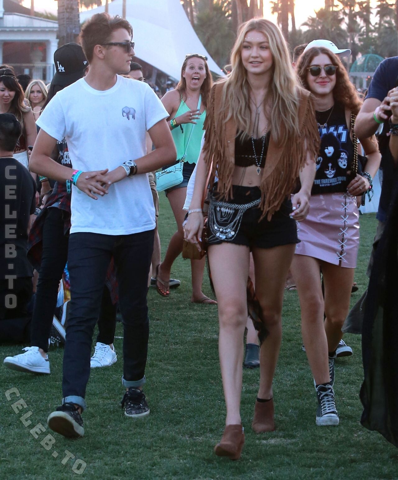 Gigi Hadid nude photo 10