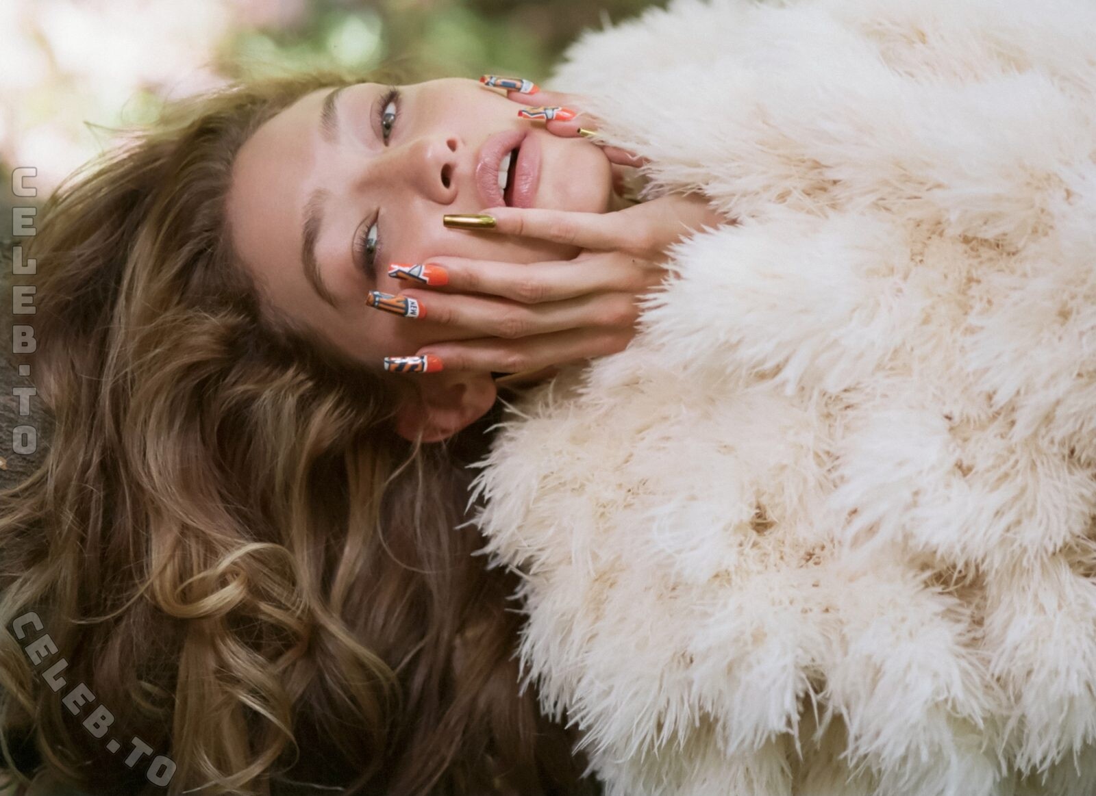 Gigi Hadid nude photo 6