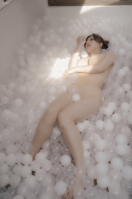 GiGi nude photo 6