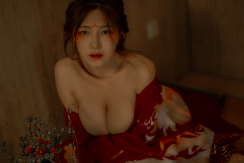 GiGi nude photo 8