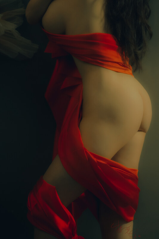 GiGi nude photo 6