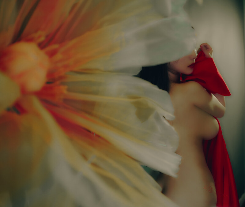 GiGi nude photo 11