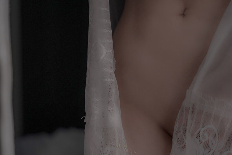 GiGi nude photo 18