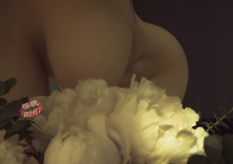 GiGi nude photo 6
