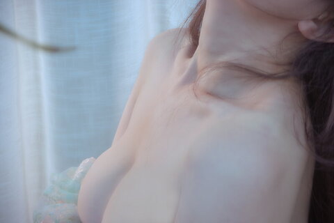 GiGi nude photo 22