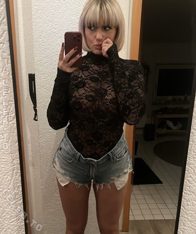 Gina Alicia nude photo 1