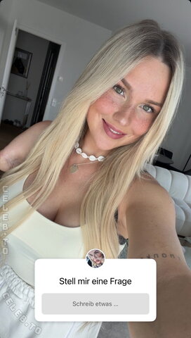 Gina Rühl Hot (1 photo)