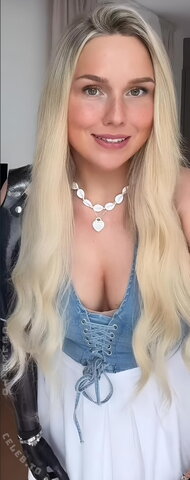 Gina Rühl Sexy (1 photo)