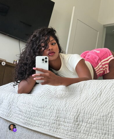 Gina Wap nude photo 8