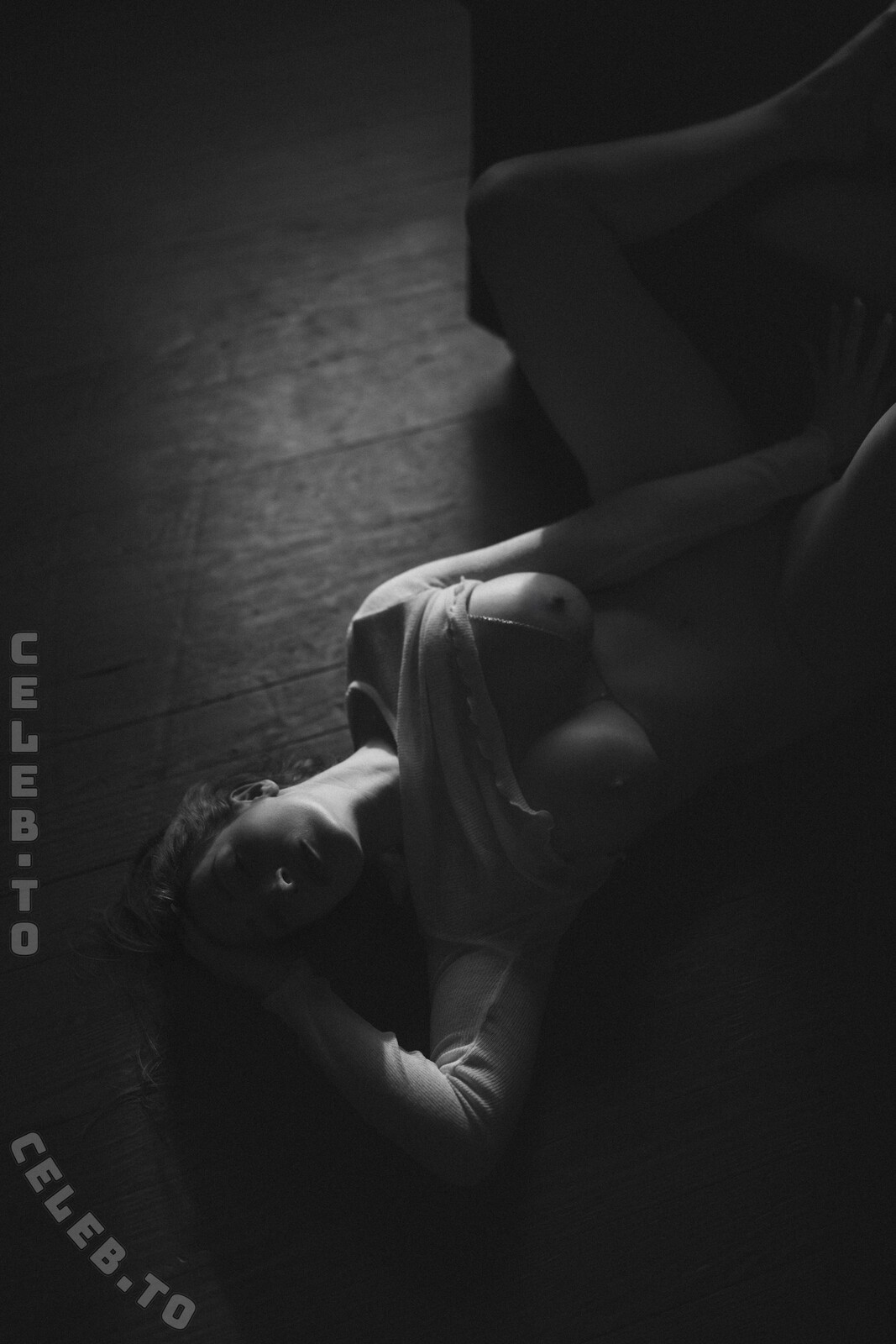 Ginger Mia nude photo 2