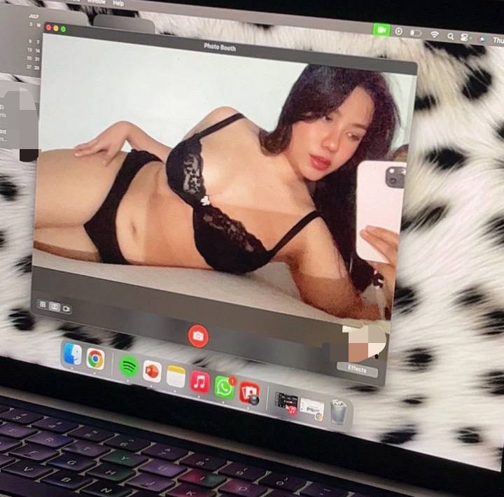 Gintoxicat nude photo 7