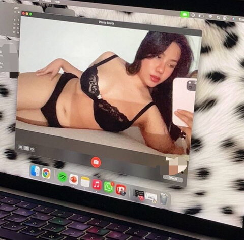 Gintoxicat nude photo 2