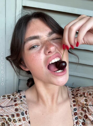 Giovanna Scotti nude photo 2
