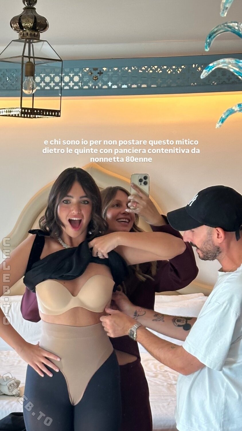 Giovanna Scotti nude photo 5