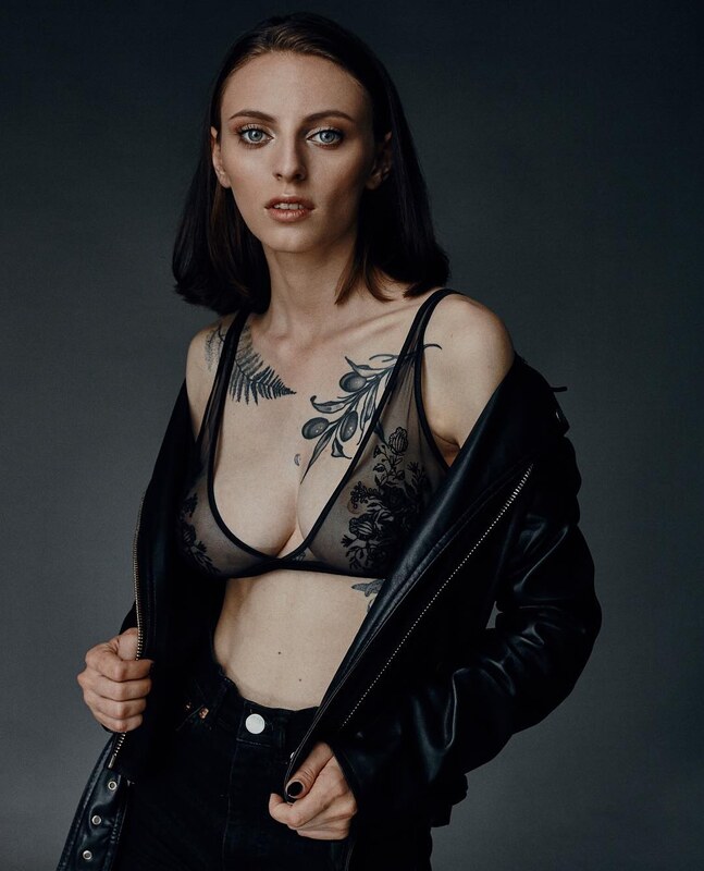 Girlvinishko nude photo 5