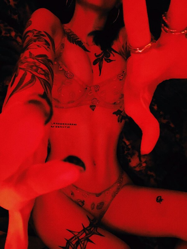 Girlvinishko nude photo 15