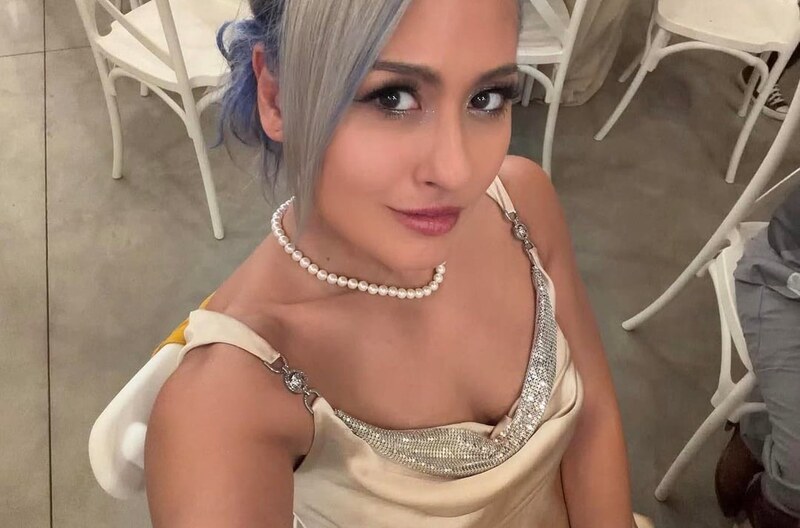 Giulia nude photo 1