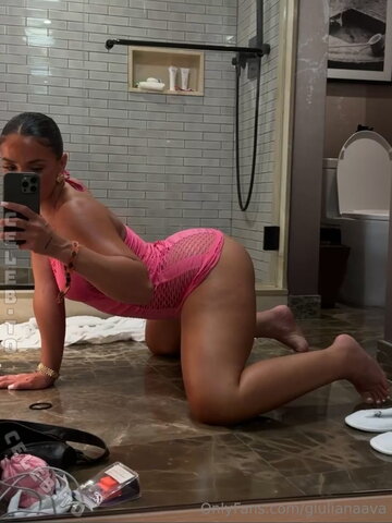 Giulianaava nude photo 46