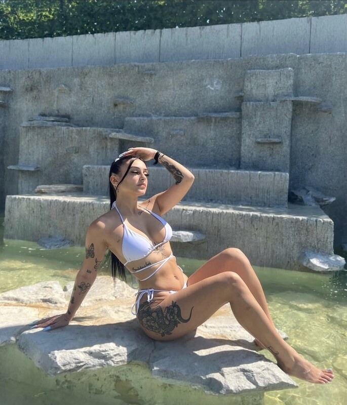 Gkougkouu nude photo 40