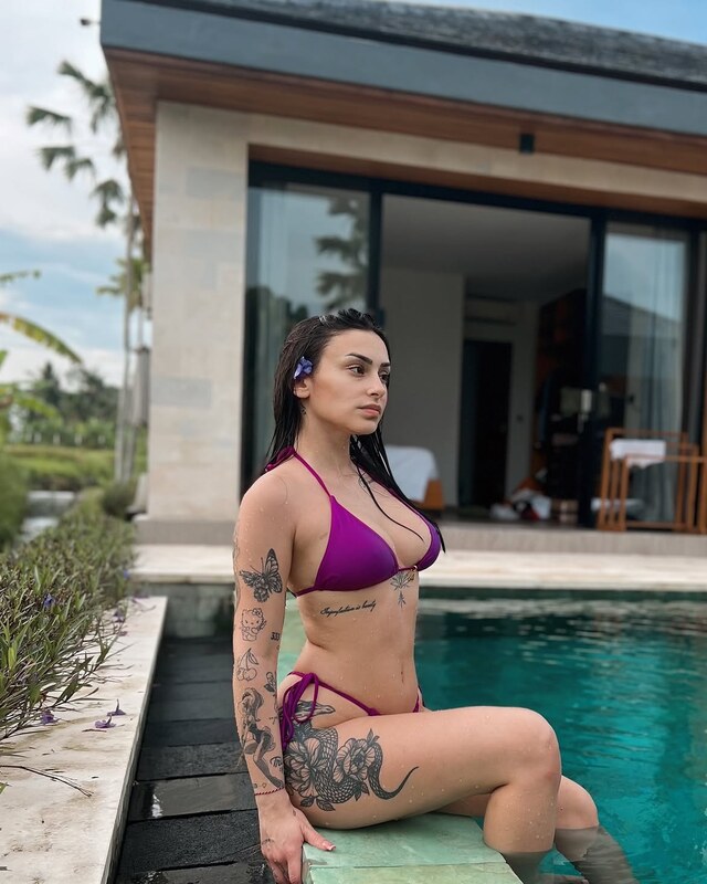 Gkougkouu nude photo 19