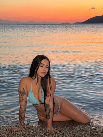 Gkougkouu nude photo 37