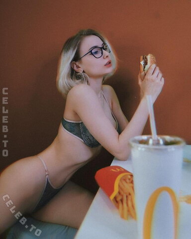 Gloria Matvien nude photo 80