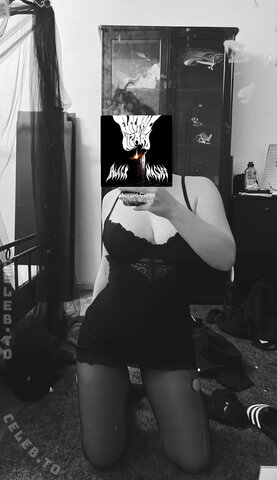 Gothminze nude photo 14