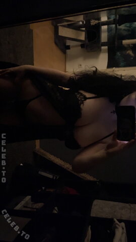 Gothminze nude photo 1
