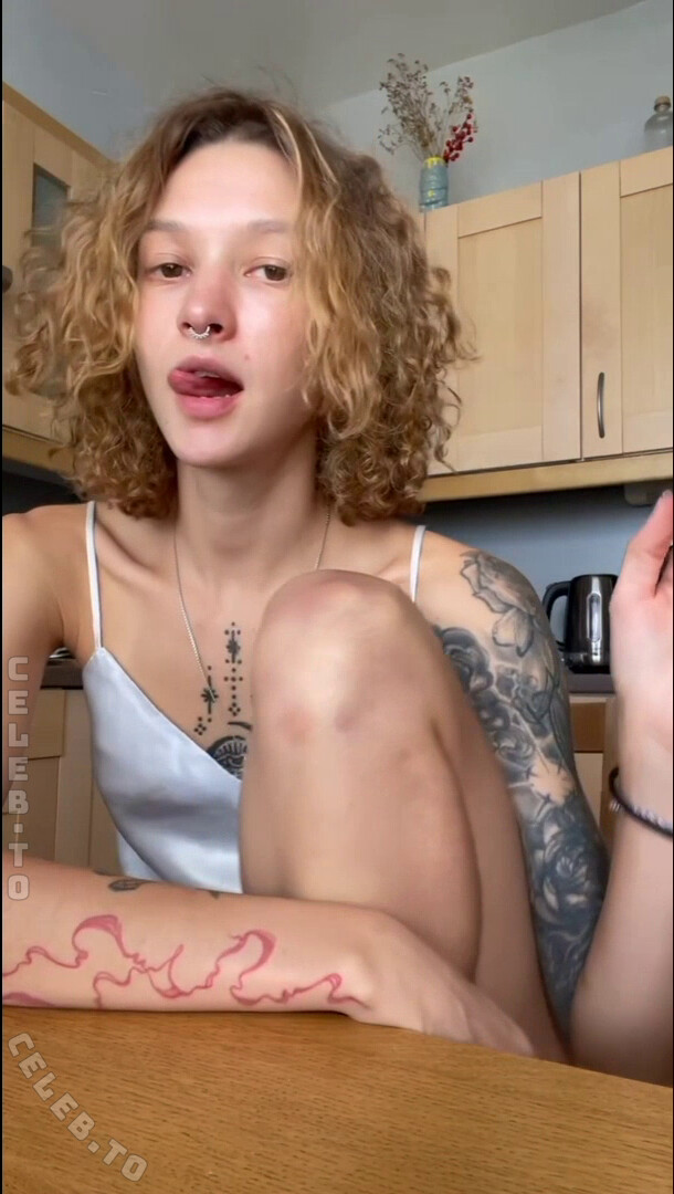 _grace nude photo 15